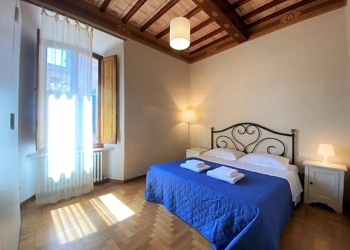 Apartman La Fonte-with Balcony Close By Piazza Del Campo Siena