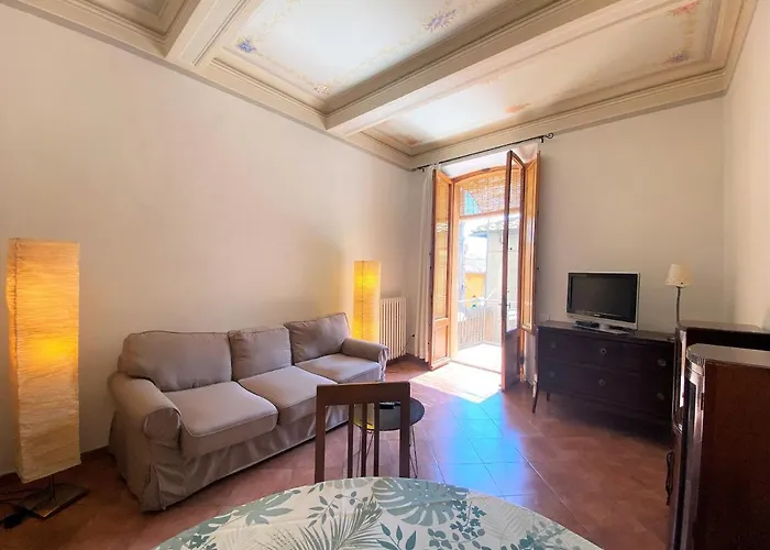 Apartment La Fonte-with Balcony Close By Piazza Del Campo *