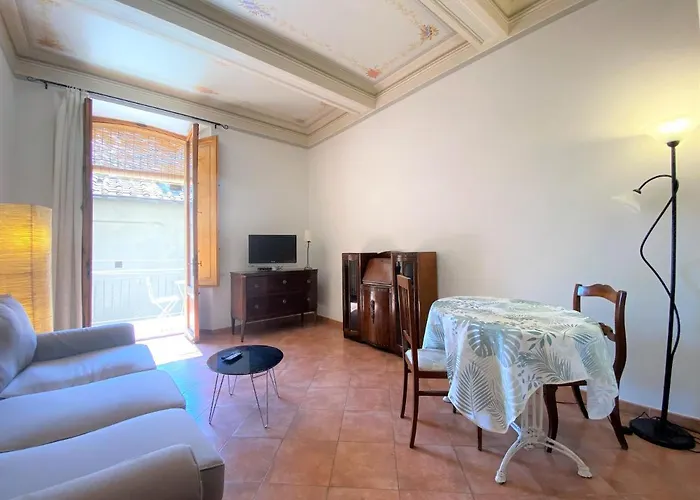 La Fonte-with Balcony Close By Piazza Del Campo * 시에나